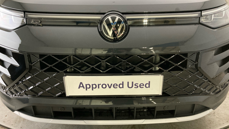 Volkswagen Tayron 2.0 TDI R-Line 5dr DSG7 [7 Seat] Diesel Estate